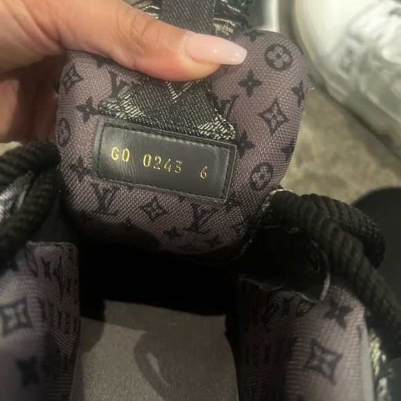 Louis Vuitton Skate Trainer Black Swarovski Monogran - Picture 9 of 11